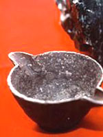 Железная кружка, найденная в угле возрастом в 300 млн. лет