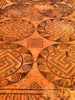 Мозаичный пол на «римской» вилле Дедакуэса (Вe la Cueza,Palencia), северо-центральная Испания