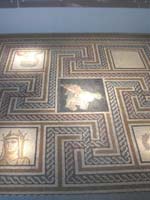 Мозаика со славяно-арийскими символами в Лионе (Lyon), юго-восток Франции