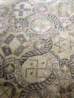 Мозаика со славяно-арийскими символами на о. Кипр в городе Пафос