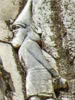 Царь саков-тиграхауда Скунха. Рельеф Бехистунской надписи Дария